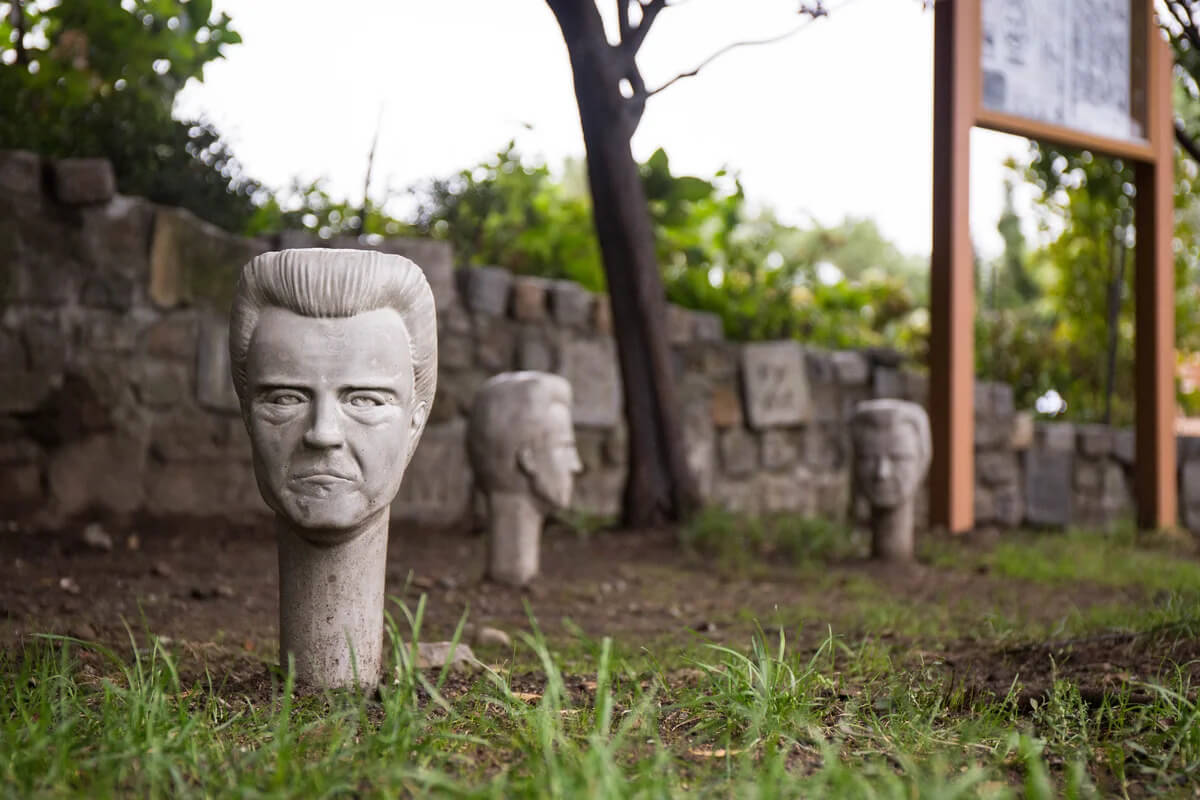 Head to Socrates Sculpture Park