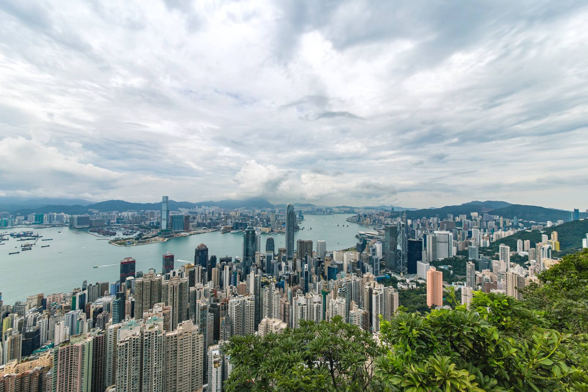 Must Visit Tourist Attractions in Hong Kong