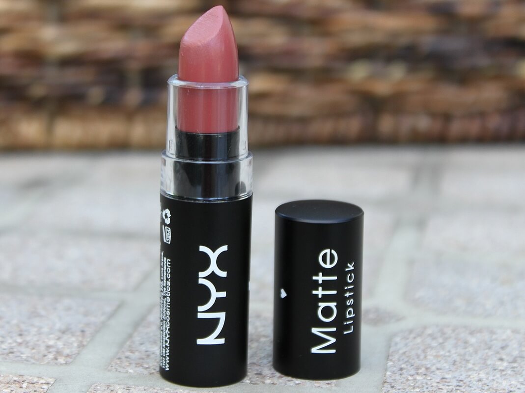 NYX Professional Makeup Matte Lipstick, Euro Trash